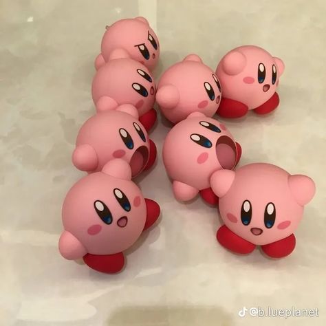 Kirby Pokemon, Kirby Memes, Kirby Nintendo, Clay Diy Projects, Pretty Princess, Cute Clay, Clay Art Projects, Diy Clay Crafts, Clay Charms