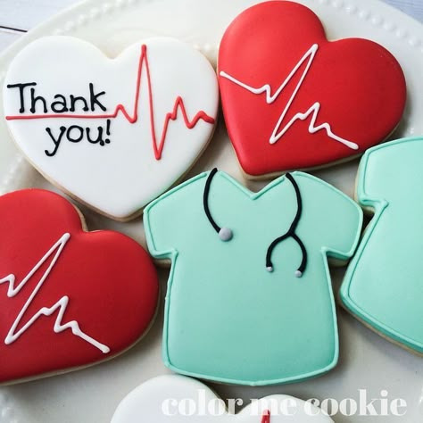 No photo description available. Medical Cookies, Nurse Cookies, Thank You Cookies, Sugar Cookie Designs, Creative Cookies, Valentine Cookies, Nurses Week, Snacks Für Party, Cookie Inspiration