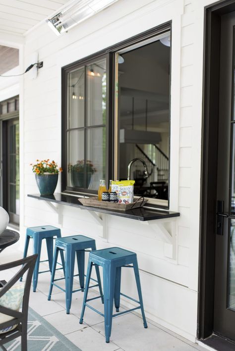 Small Kitchen Pass Through Window, Kitchen Pass Through Window, Window Above Sink, Kitchen Window Bar, Cement House, Sunroom Kitchen, Kitchen Design Rustic, Rustic Outdoor Kitchen, Window Over Sink