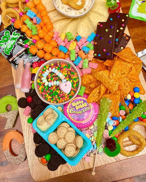 13 Going On 30 Party Food, 90s Theme Food, 90s Cookout, 90s Snacks, 90s Food, Cosmic Brownies, 90s Theme Party, Pinterest Contest, 90's Birthday Party