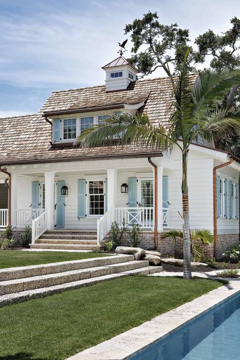 Southern Beach Cottage, Small Coastal House, Seaside Cottage Interior, Carribean Style, Florida Interiors, Coastal Home Exterior, Beach Exterior, Colonial Beach, Cedar Shake Roof