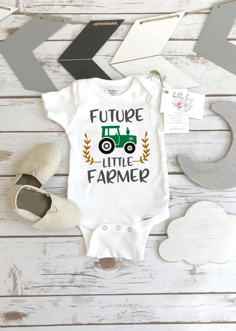 Farmer Baby, Farm Baby, Announcement Ideas, Pregnancy Announcements, Baby Announcements, Pregnancy Reveal, Baby Coming, Baby Reveal, Future Children