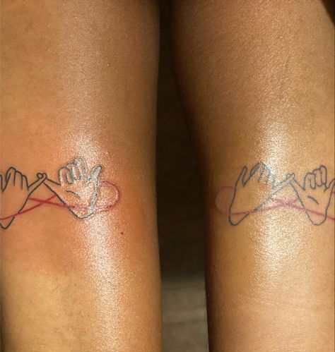 Small Tattoo Ideas With Best Friend, Bestfriend Tattoo Girl Black, Matching Tattoos Male And Female, Word Tattoos For Best Friends, Matching Tattoos Cousins Ideas, Auntie Niece Tattoos, Twins Matching Tattoos, Matching Tattoos For Girlfriends, Matching Tattoos For Cousins Meaningful