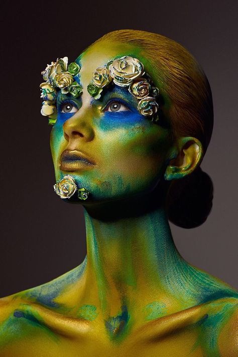 Fashion Editorial Makeup, Fashion Show Makeup, Body Art Photography, Face Art Makeup, Avant Garde Makeup, Makeup School, Beauty Photoshoot, Cartoon Girl Drawing, Fx Makeup