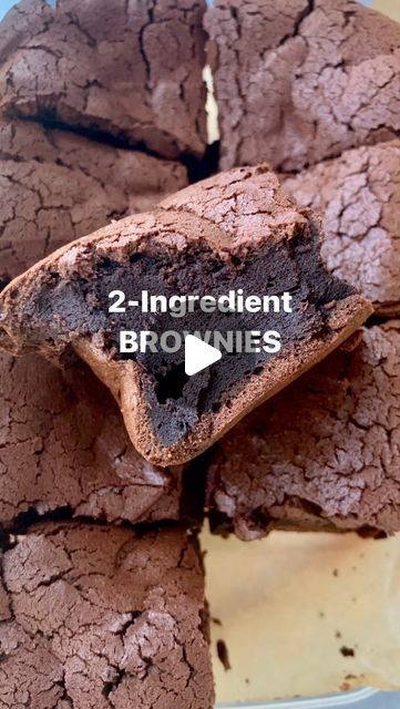 Quick 3 Ingredient Desserts, Easiest Sweet Recipes, Two Ingredient Brownies, 2 Ingredients Brownies, 3 Ingredients Brownies, Brownie Recipes Easy 3 Ingredients, Easy Healthy Brownies, Low Calorie Healthy Desserts, 2 Ingredient Snacks