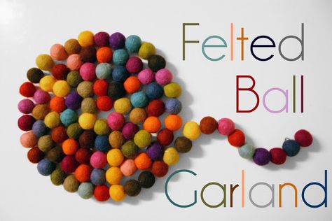 Ball Garland, Felt Ball Garland, Felt Garland, Wool Balls, Sewing Blogs, Wrapping Ideas, Felt Ball, Felt Diy, Crafty Diy