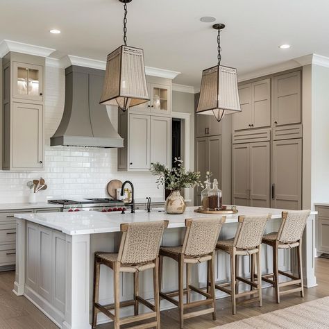 17 Best Paint Colors for a Kitchen: Top Picks for a Stunning Space Kitchen Island Paint Colors, Popular Kitchen Colors, Kitchen Top, New Paint Colors, Kitchen Paint Colors, Best Paint Colors, Best Paint, Kitchen Paint, Kitchen Colors