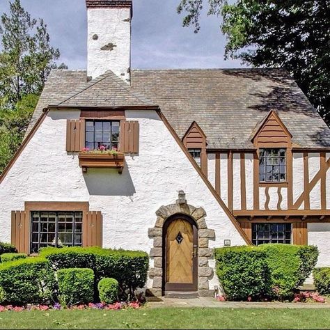 Jerkinhead Roof, Tudor Exterior, Stone Entrance, Church Exterior, Castle Ideas, Tudor Cottage, House Shutters, Stucco Exterior, English Tudor