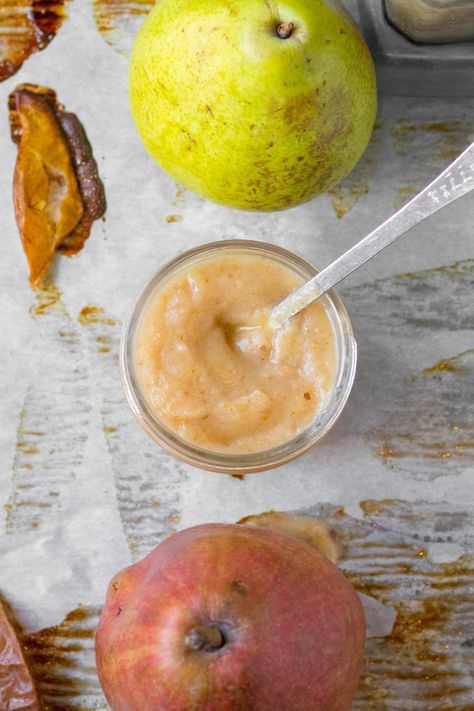 this pear puree is a great introduction to solids for babies. either cook the pears into a yummy pear sauce or roast them before pureeing for a really delicious pear puree! #pears #pearpuree #vitamix #babyfood Pear Baby Puree, Food To Make At Home, Pear Sauce, Pear Puree, Canned Pears, Roasted Pear, Spiced Pear, Baby Puree, Soft Foods