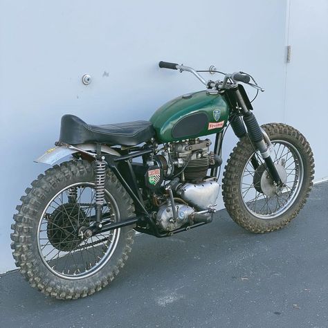 Tracker and Scrambler Feed | Love this old school Triumph TR6 pre unit desert sled. from @paulcraiig. Unfortunately it’s sold recently…We support the Tracker and… | Instagram Scrambler Build, Triumph Motorbikes, Old California, Desert Sled, Tracker Motorcycle, Scrambler Custom, Triumph Bikes, Diy Go Kart, Vintage Cafe Racer