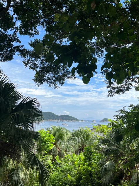 repulse bay summer beach hong kong aesthetic Repulse Bay Hong Kong, Hong Kong Nature, Hongkong Aesthetic, Hong Kong Summer, Manifesting Travel, Hong Kong Aesthetic, Hong Kong Beaches, Repulse Bay, Dream Holidays