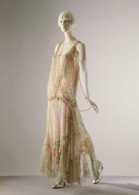 Paris Artist, Callot Soeurs, 1930 Dress, Flow Dress, 1920s Fashion, Fashion Costume, Victoria And Albert Museum, Historical Fashion, Petticoat