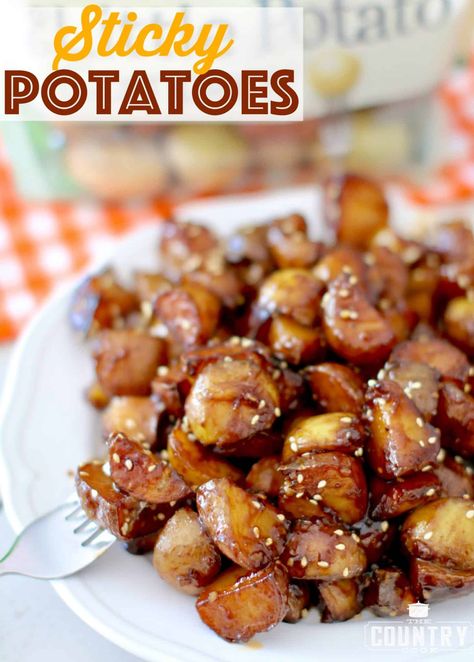 Sticky Potatoes, Korean Food Side Dishes, Asian Side Dishes, Side Dishes For Chicken, Korean Side Dishes, Country Cook, The Country Cook, Potato Sides, Korean Dishes