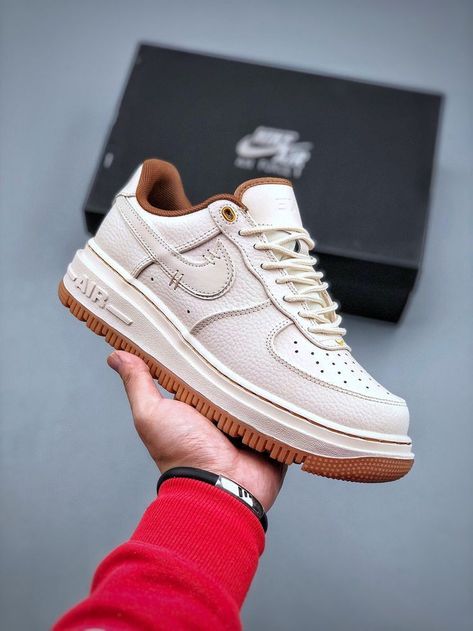 Nike By You Air Force 1 Ideas Men, Nike Air Force Luxe, African Men Fashion Shirts, Nike Air Force 1 Luxe, Air Force 1 Outfit Men, Air Force Shoes, Custom Shoes Diy, New Nike Air Force, All Nike Shoes