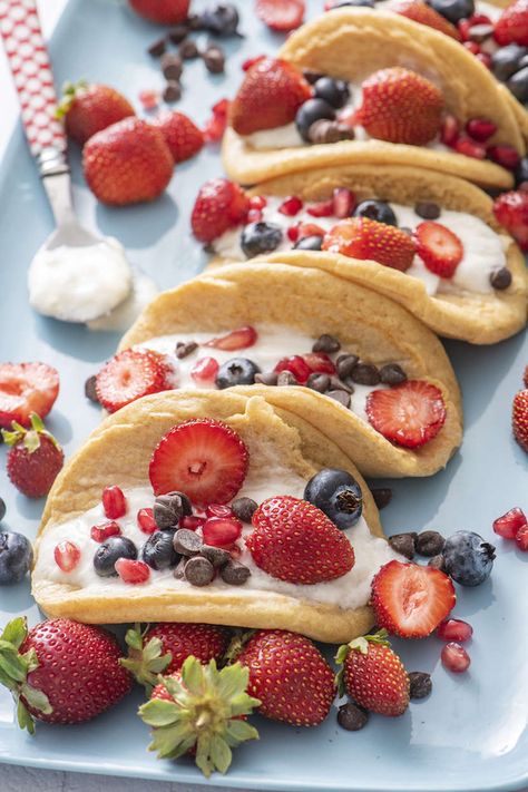 Pancake Lunch Ideas, Pancake Tacos Desserts, Pancake Tacos Breakfast, Taco Pancakes, Pancakes Tacos, Make Ahead Christmas Breakfast, Easy Breakfast Casseroles, Traditional Christmas Breakfast, Best Christmas Breakfast