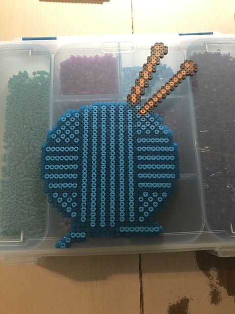 Disco Ball Perler Beads, Perlers Ideas, Bead Crafts For Kids, Cube Craft, Christmas Perler Beads, Kandi Inspo, Modele Pixel Art, Easy Perler Bead Patterns, Perler Ideas