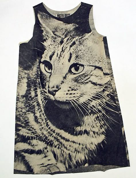 cute! Poster Dress, 1960s Posters, Cat Tanks, Paper Dress, Cat Fashion, Late 1960s, Cat Dresses, Va Va Voom, Cat Posters