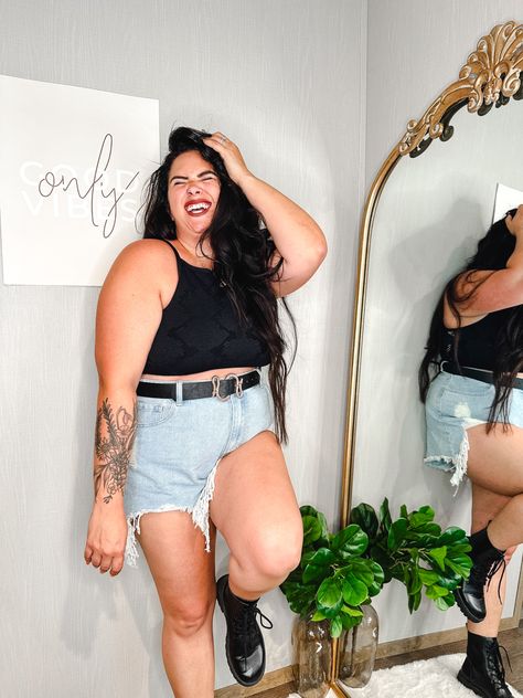 Black Outfit Summer, Outfit Bralette, Outfit Inspo Plus Size, Edgy Summer Outfits, Style Midsize, Edgy Summer, Fashion Midsize, Edgy Outfit, Midsize Fashion