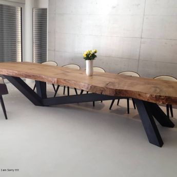 Wood Table Ideas, Modern Table Base, Modern Appartement, Kitchen Construction, Modern Tables, Luxury Dining Table, Wood Table Design, Dining Room Wallpaper, Industrial Dining Table