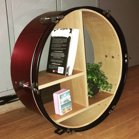 Bookshelf Upcycle, Drum Decor, Thrift Diy, Drum Tables, Drum Seat, Music Furniture, Music Room Design, Drum Room, Home Music Rooms