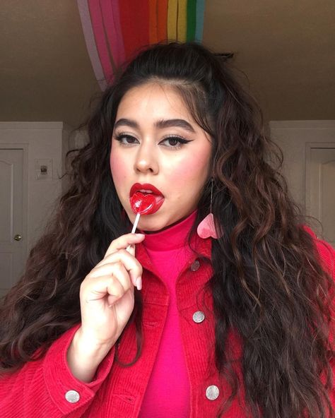 Heart Lollipop Photoshoot, Eating Lollipop Pose, Valentine Shoot, Heart Lollipops, Ap Art, Art References, Lollipop, Happy Valentine, Art Reference