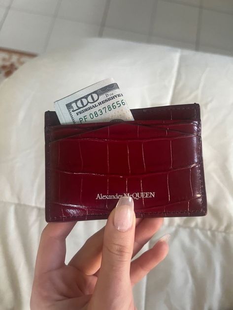 Money Aesthetic Card, Wallet With Money Aesthetic, Money Wallet Aesthetic, Vs Card Holder, Card Holder Wallet Aesthetic, Old Money Wallet, Card Wallet Aesthetic, Aesthetic Card Holder, Card Holder Aesthetic