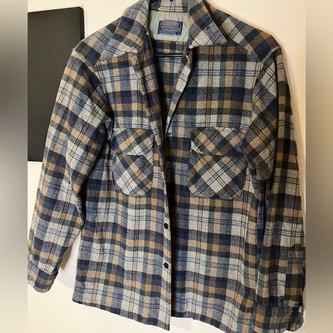 Pendleton Flannel Women’s M Pendleton Flannel, Flannel Women, Brown Women, Green Brown, Green And Brown, Women's Plaid Shirt, Outfit Inspo, Signs, Plus Fashion