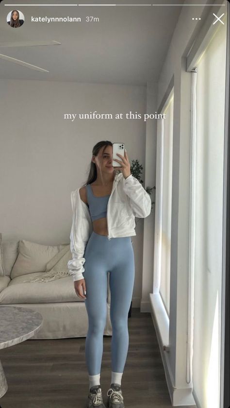 Set Active Outfit Aesthetic, Cute Pilates Outfit Aesthetic, Gymwear Outfits Aesthetic, Elevated Gym Outfit, Sport Style Outfits Women, Yoga Outfit Aesthetic, Workout Outfits Aesthetic, Ootd Gym, Sports Chic