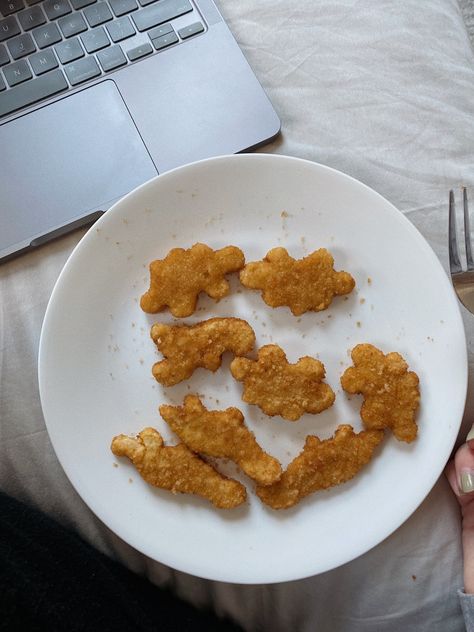 Chicken nuggets, Dino nuggets, Whole Foods, healthy, eating, foodie, yum, delicious Dino Nugget Aesthetic, Dino Nuggets Aesthetic, Dino Nuggies, Dino Nuggets, Comfy Food, Portrait Collage, Beast Boy, Snap Food, Chicken Nuggets