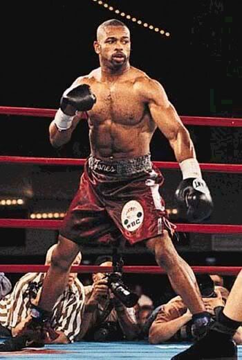 #LL @lufelive #boxing Roy Jones Jr. Roy Jones Jr, Boxing Images, Boxing Ring, Muhammed Ali, Boxing History, Boxing Champions, Combat Sport, Sport Icon, Sports Hero