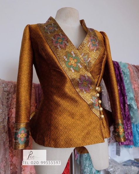 Mizo Sunday Dress Design, Mizo Sunday Dress, Batik Formal, Sunday Dress Design, Mode Batik, Model Batik, Batik Clothing, Long Blouse Designs, Modern Batik