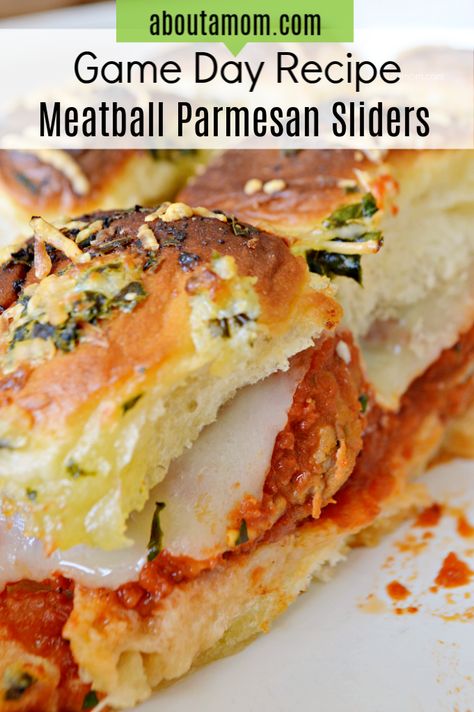 Parm Sliders, Meatball Parmigiana, Party Food Meatballs, Parmesan Sliders, Meatball Parmesan, Ham Sliders, Easy Meatball, Meatball Sliders, Low Fat Snacks