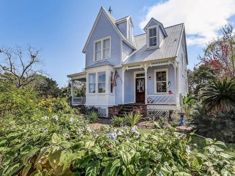 910 San Fernando St, Fernandina Beach, FL 32034 Historic Beach House, Victorian Beach House, Fernandina Beach Florida, Tankless Hot Water Heater, Florida Destinations, San Carlo, Fernandina Beach, Amelia Island, Historic Home