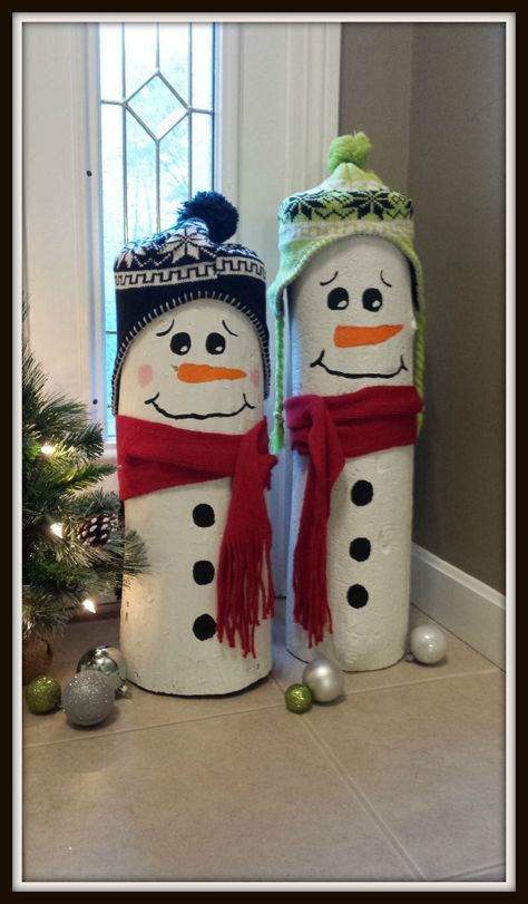 DIY Log Snowmen Veselý Halloween, Snowman Crafts Diy, Kerajinan Diy, Cute Christmas Decorations, Homemade Christmas Decorations, Snowman Crafts, Christmas Crafts Decorations, Christmas Wood, Holiday Diy