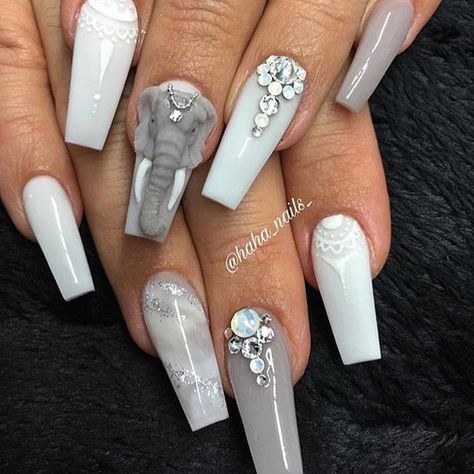 These elephant nails are so cute! Done by @haha_nails_ the talent out there amazes me!! Elephant Nail Art, Elephant Nails, Ongles Bling Bling, 3d Acrylic Nails, 3d Nail Designs, Cute Toe Nails, Nails 3d, Animal Nails, Animal Print Nails