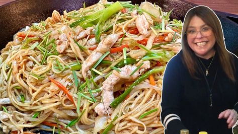 Rachael Ray Chicken Chow Mein, Easy Chicken Chow Mein, Racheal Ray, Eating Cheap, Creamy Chicken Marsala, Use Rotisserie Chicken, Chinese Meals, Rachel Ray Recipes, Chinese Party