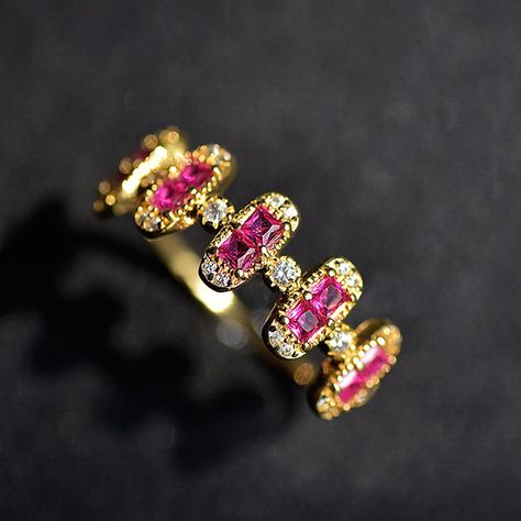 Vintage Synthetic Ruby Ring Dainty Stackable Ring Delicate - Etsy UK Dainty Jewelry Gold, Ring Bride, Bride Ring, Dainty Gold Jewelry, Oval Cut Engagement Ring, Stackable Wedding Bands, Sterling Silver Wedding Band, Silver Wedding Bands, Sea Water