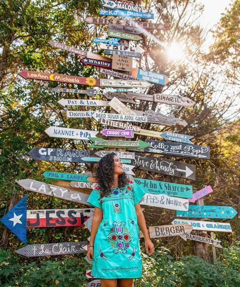 Discover the Whimsy of Wimberley- Things to do in Wimberley Texas - My Curly Adventures Wimberly Texas, Texas Aesthetic, Jacobs Well, Wimberley Texas, Texas Bucket List, Unique Pizza, Texas Girls, Underwater Caves, Cave System