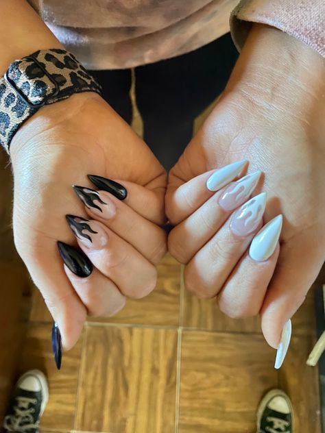 White And Black Flame Nails, Black And White Flame Nails, White Flame Nails, Black Flame Nails, White And Black Nails, Cute Trendy Nails, Yin Yang Nails, White Almond Nails, Flame Nails