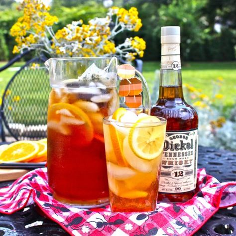 My Trip on The Whiskey Trail, Plus Recipe:  Sparkling Sweet Tea Pitcher Cocktail   The 10-Minute Happy Hour Sweet Tea Cocktail, Tea Cocktail Recipes, Pitcher Cocktails, Tea Cocktail, Batch Cocktails, Tea Pitcher, Tea Cocktails, Whiskey Drinks, Cocktail Recipe