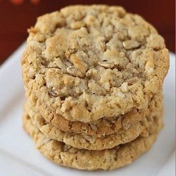 Sunflower Seed Cookies, Sunflower Seed Recipes, Simple Cookie Recipe, Sunflower Cookies, Seed Cookies, Simple Cookie, Fresh Dishes, Oat Cookies, Quail Eggs