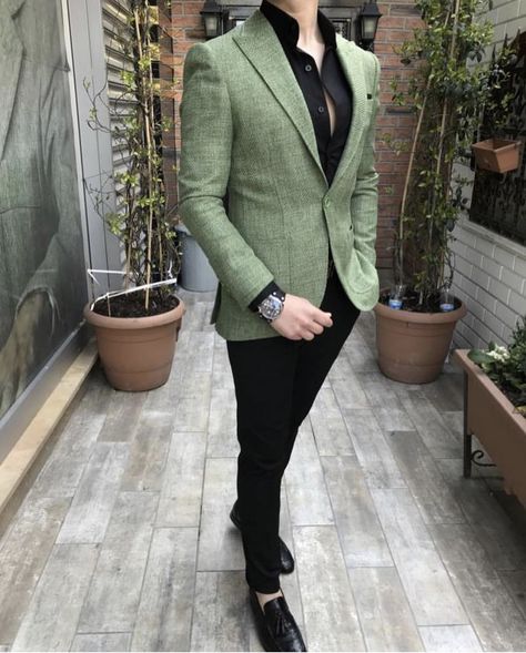 Suits For Indian Men, Mens Blazer Styles Classy, Mens Cocktail Outfit, Blazer Outfits For Men, Men Outfits Aesthetic, Green Blazer Outfit, Stylish Mens Suits, Slim Fit Suit Men, Blazer Outfits Men