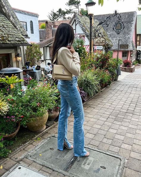 Erica on Instagram: “Carmel-by-the-Sea | | | | | #carmelbythesea #carmelcalifornia #vacation #summervacation #pinterestaesthetic #jeans” Carmel California Outfits, Carmel By The Sea Outfits Fall, Carmel By The Sea Outfits Summer, Carmel By The Sea Outfit, Carmel By The Sea California, Cali Trip, Carmel California, Carmel Ca, California Outfits