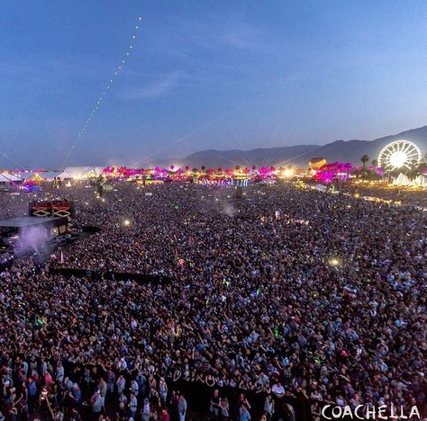 #Coachella Coachella Aesthetic, Coachella Stage, Coachella 2015, Concert Crowd, Coachella 2016, Coachella 2017, Concert Stage Design, Coachella Valley Music And Arts Festival, Concert Aesthetic