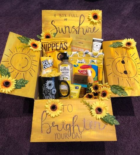 30+ DIY Sunshine Care Package Ideas to Bring Good Vibes | HubPages Yellow Box Gift Ideas, Sunshine In A Box Ideas, Cute Gift Packaging Ideas Friends, Basket Full Of Sunshine Gift Ideas, Banquet Basket Ideas, Basket Full Of Sunshine, Bag Of Sunshine Gift Ideas, Rainbow Care Package, Box Full Of Sunshine Ideas