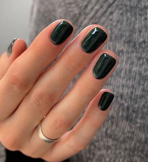 Paris Nails, Short Gel Nails, Nail Colors Winter, Casual Nails, Her Nails, Minimalist Nails, Beauty Stuff, Dream Nails, Fire Nails