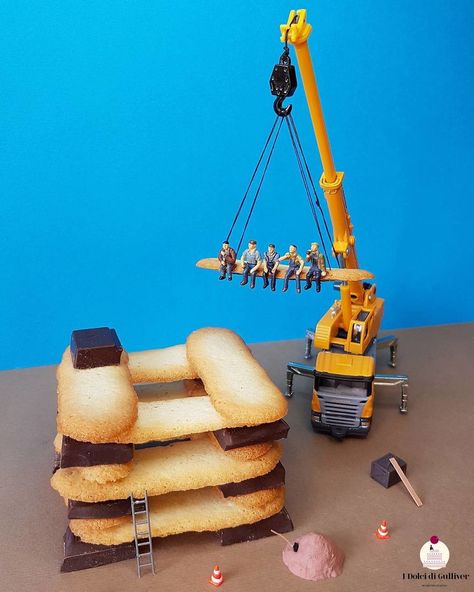 Funny Food Memes, Miniature Calendar, Mini People, Miniature People, Miniature Photography, Famous Pictures, Art Optical, Tiny People, Toy Photography