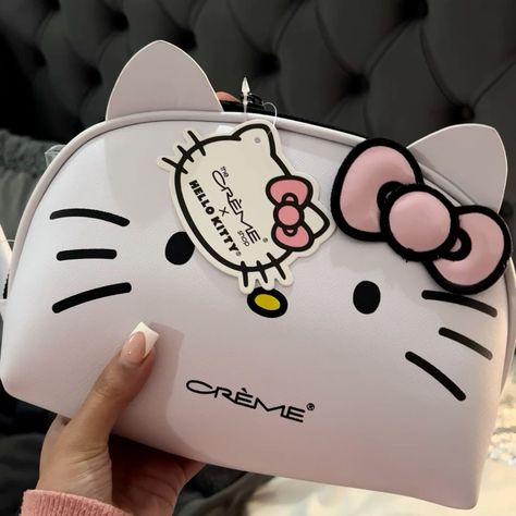 Hello Kitty X Creme, Hello Kitty Creme Shop, Creme X Hello Kitty, Hello Kitty Creme, Bd Gifts, The Creme Shop Hello Kitty, Hello Kitty Makeup Bag, Hello Kitt, The Creme Shop