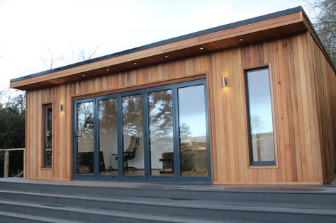 Garden Log Cabins, Contemporary Garden Rooms, Garden Room Ideas, Home Office Studio, Timber Frame Building, Garden Cabins, Cedar Garden, Cedar Cladding, Summer House Garden