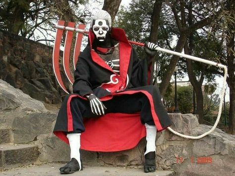 Hidan Cosplay ♥♥♥ #Impressive #Realistic #Cool Akatsuki Cosplay, Hidan And Kakuzu, Cosplay Naruto, Snk Cosplay, Epic Cosplay, Naruto Cosplay, Naruto Uzumaki Shippuden, Naruto Pictures, Game Costumes